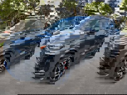 New 2025 Audi SQ6 e-tron Prestige
