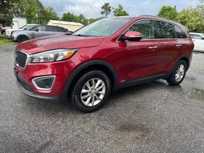 Used 2016 Kia Sorento LX w/ LX Convenience Package