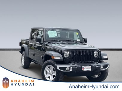Used 2023 Jeep Gladiator Sport