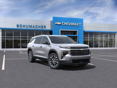 New 2025 Chevrolet Traverse LT w/ Sun and Wheel Package