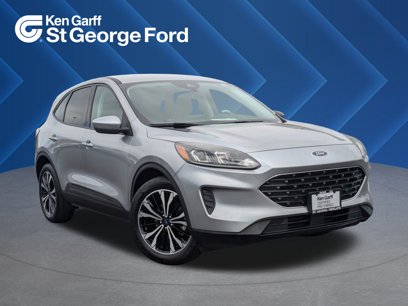 Used 2022 Ford Escape SE w/ SE Sport Appearance Package