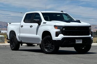 New 2025 Chevrolet Silverado 1500 Custom Trail Boss w/ Dark Appearance Package