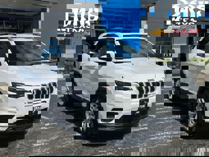 Used 2021 Jeep Cherokee Latitude w/ Mopar Interior Package