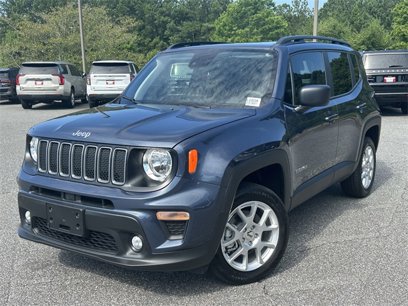 Used 2023 Jeep Renegade Latitude w/ Sun & Fun Group