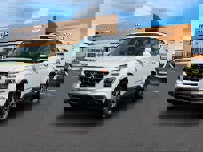 New 2025 Hyundai Venue SEL