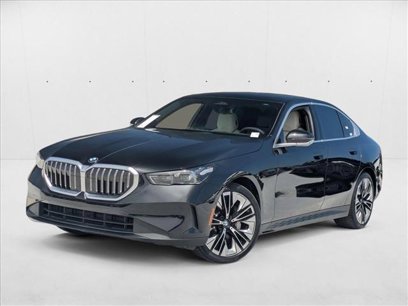 New 2024 BMW 530i xDrive w/ Premium Package