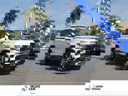 Certified 2024 Volkswagen Taos SE