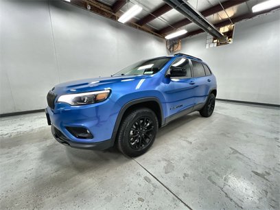 Used 2023 Jeep Cherokee Altitude Lux