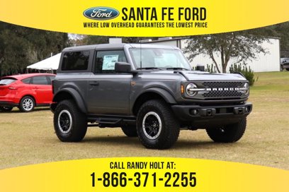 New 2023 Ford Bronco Badlands w/ Sasquatch Package