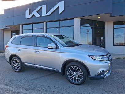 Used 2017 Mitsubishi Outlander SE