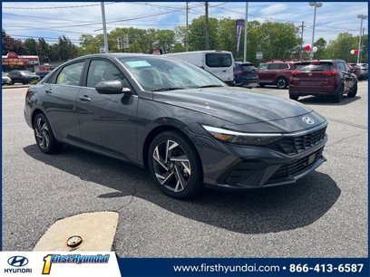 New 2025 Hyundai Elantra Limited
