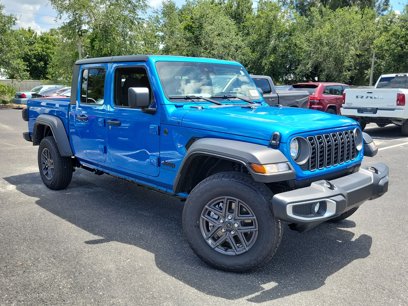 New 2025 Jeep Gladiator Sport
