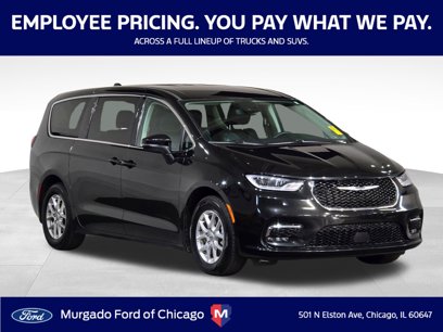 Used 2023 Chrysler Pacifica Touring-L