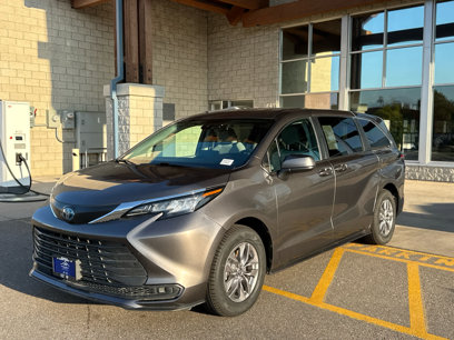 Used 2023 Toyota Sienna LE