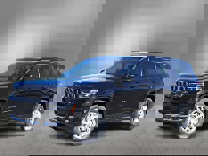 New 2025 Jeep Grand Cherokee L Laredo w/ Luxury Tech Group I