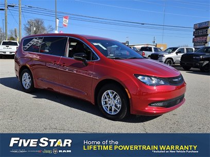New 2025 Chrysler Voyager LX