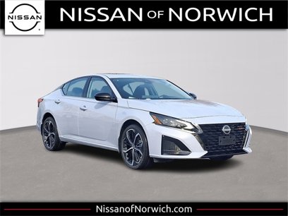 New 2025 Nissan Altima 2.5 SR w/ SR Premium Package