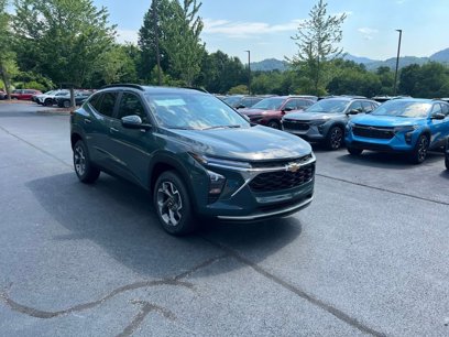 New 2025 Chevrolet Trax LT w/ Driver Confidence Package