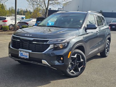 New 2025 Kia Seltos S