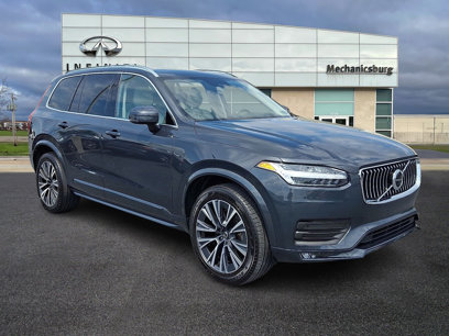 Used 2022 Volvo XC90 T6 Momentum w/ Advanced Package
