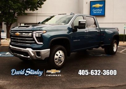 New 2025 Chevrolet Silverado 3500 LTZ w/ LTZ Convenience Package
