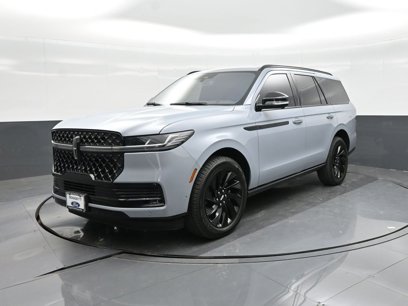 Used 2025 Lincoln Navigator Reserve w/ Jet Appearance Package