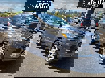 Used 2016 Ford Escape SE w/ SE Cold Weather Package
