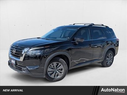 Used 2023 Nissan Pathfinder SV