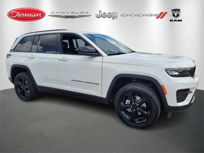 New 2025 Jeep Grand Cherokee Laredo