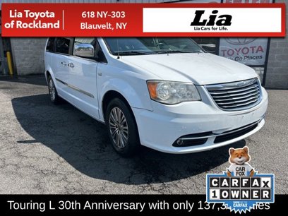 Used 2014 Chrysler Town & Country Touring-L