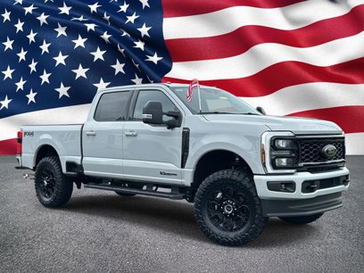 New 2025 Ford F250 Lariat w/ Black Appearance Package