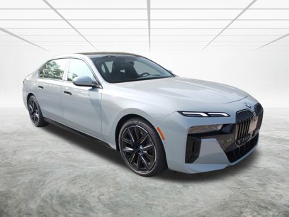 New 2025 BMW 740i xDrive
