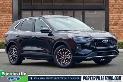 New 2025 Ford Escape SE w/ PHEV Premium Package