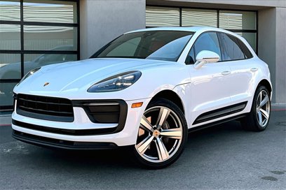 Certified 2022 Porsche Macan