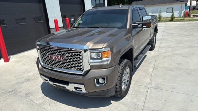 Used 2015 GMC Sierra 2500 Denali w/ Duramax Plus Package