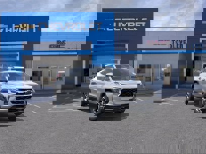 New 2025 Chevrolet Trax LT w/ Driver Confidence Package