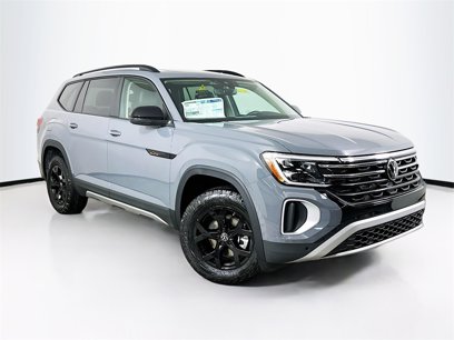 New 2025 Volkswagen Atlas Peak Edition SE