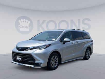 Used 2023 Toyota Sienna XLE