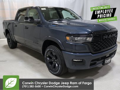 New 2025 RAM 1500 4x4 Crew Cab
