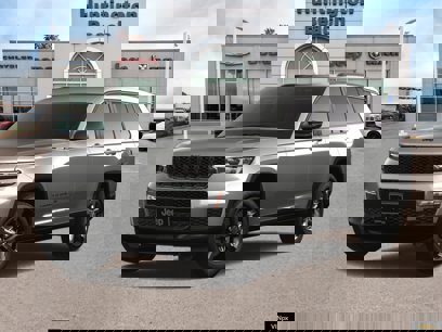 New 2025 Jeep Grand Cherokee L Limited w/ Black Appearance Package
