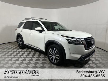 Used 2022 Nissan Pathfinder Platinum w/ Cargo Package