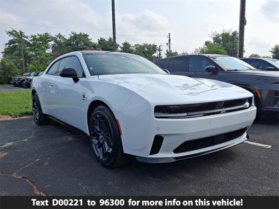 New 2025 Dodge Charger R/T w/ Sun & Sound Package