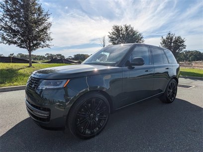 New 2025 Land Rover Range Rover SE