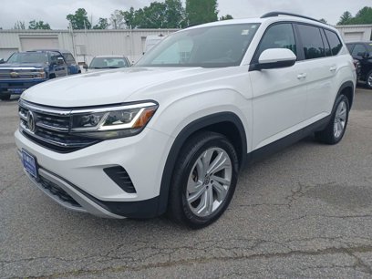 Used 2023 Volkswagen Atlas SE w/ Panoramic Sunroof Package