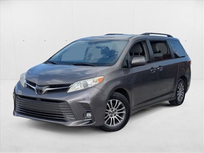 Used 2019 Toyota Sienna XLE