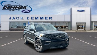 Certified 2023 Ford Explorer XLT w/ Equipment Group 202A