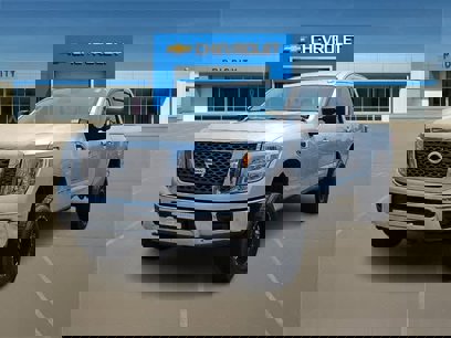 Used 2017 Nissan Titan SV