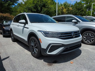 Used 2024 Volkswagen Tiguan SE