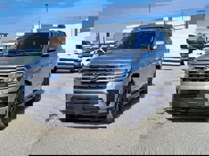 New 2024 Ford Expedition XLT
