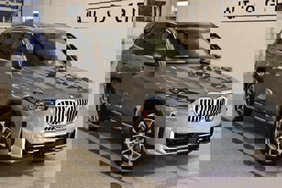 New 2026 BMW X5 xDrive40i w/ Premium Package